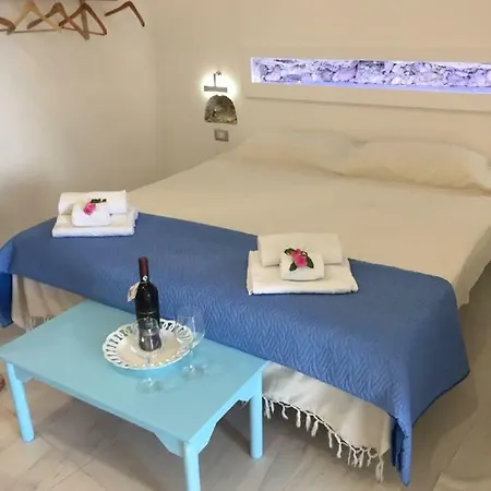 Suite Sul Mare Giardini Naxos Exterior foto